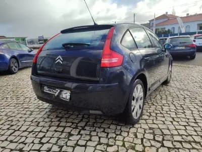Vendo Citroën C4 2005 - 3290 EUR, 249000 km - AUTO.MOTO.pt