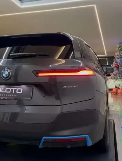 Vendo BMW iX 2022 - 67000 EUR, 72402 km - AUTO.MOTO.pt