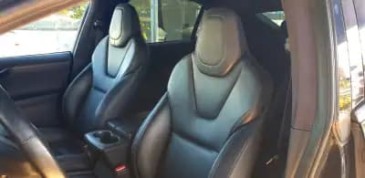 Vendo Tesla Model X 2019 - 59990 EUR, 179000 km - AUTO.MOTO.pt