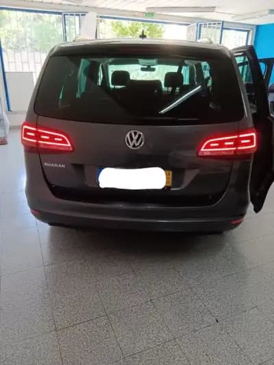 Vendo Volkswagen Sharan 2018 - 24950 EUR, 134000 km - AUTO.MOTO.pt
