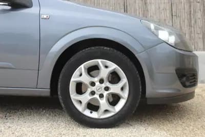 Sell Opel Astra Caravan 2007 - 5500 EUR, 142500 km - AUTO.MOTO.pt