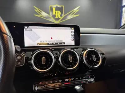 Vendo Mercedes-Benz A 180 2018 - 28000 EUR, 64735 km - AUTO.MOTO.pt