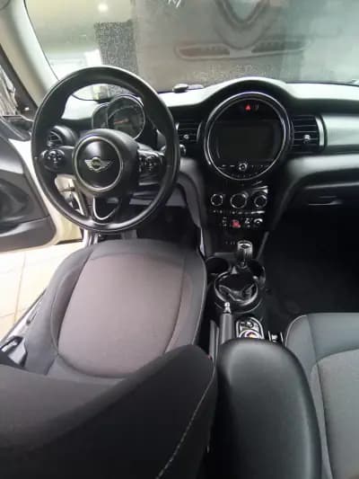 Vendo MINI One 2014 - 10900 EUR, 138000 km - AUTO.MOTO.pt