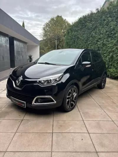 Sell Renault Captur 2014 - 10750 EUR, 114000 km - AUTO.MOTO.pt