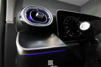 Vendo Mercedes-Benz GLC 300 2023 - 66500 EUR, 32000 km - AUTO.MOTO.pt