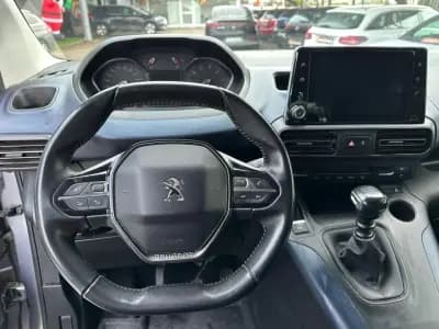 Sell Peugeot Rifter 2018 - 20900 EUR, 64900 km - AUTO.MOTO.pt