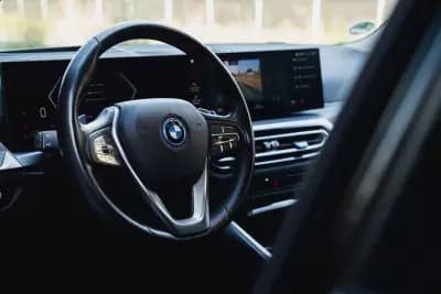 Vendo BMW 330 2022 - 30000 EUR, 154565 km - AUTO.MOTO.pt