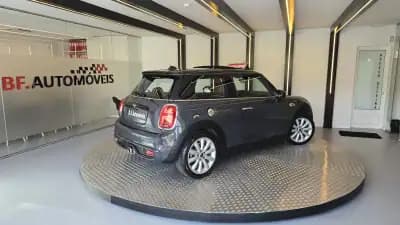 Sell MINI 2019 - 25500 EUR, 96321 km - AUTO.MOTO.pt