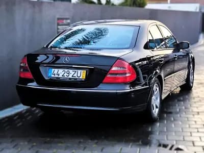 Sell Mercedes-Benz E 220 2005 - 10950 EUR, 175000 km - AUTO.MOTO.pt