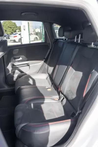 Vendo Mercedes-Benz B 200 2022 - 32900 EUR, 46000 km - AUTO.MOTO.pt