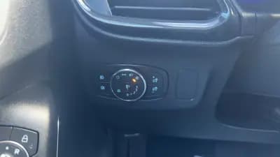 Vendo Ford Puma 2024 - 21900 EUR, 51000 km - AUTO.MOTO.pt