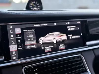 Vendo Porsche Panamera 2020 - 81990 EUR, 59987 km - AUTO.MOTO.pt