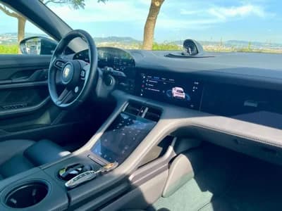 Sell Porsche Taycan Cross Turismo 2023 - 106480 EUR, 30000 km - AUTO.MOTO.pt