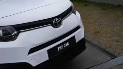 Sell Toyota Proace iva dedutivel 2021 - 13500 EUR, 125000 km - AUTO.MOTO.pt