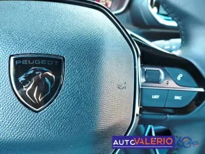 Sell Peugeot 2008 2024 - 22450 EUR, 14135 km - AUTO.MOTO.pt