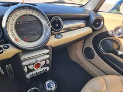 Vendo MINI 2009 - 8900 EUR, 154789 km - AUTO.MOTO.pt