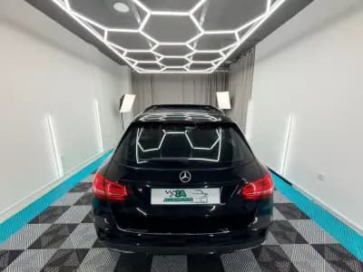 Vendo Mercedes-Benz C 300 2019 - 22750 EUR, 234000 km - AUTO.MOTO.pt