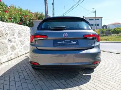 Sell Fiat Tipo 2019 - 14000 EUR, 83000 km - AUTO.MOTO.pt