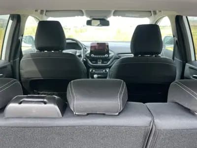 Vendo Ford Puma 2022 - 18780 EUR, 99700 km - AUTO.MOTO.pt