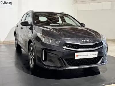 Vendo Kia XCeed 2025 - 21900 EUR, 13239 km - AUTO.MOTO.pt