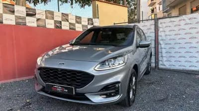 Vendo Ford Kuga 2022 - 23900 EUR, 98500 km - AUTO.MOTO.pt