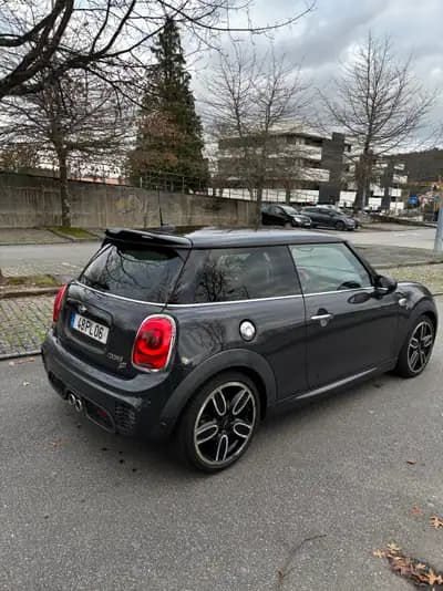 Sell MINI Cooper 2015 - 19000 EUR, 161440 km - AUTO.MOTO.pt