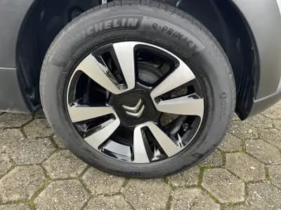 Sell Citroën C3 2023 - 15900 EUR, 18000 km - AUTO.MOTO.pt