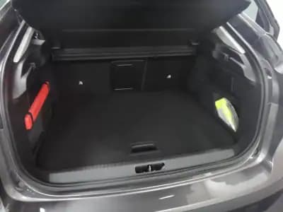 Sell Citroën e-C4 2022 - 19500 EUR, 28000 km - AUTO.MOTO.pt