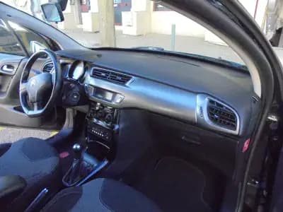 Vendo Citroën C3 2014 - 8500 EUR, 105000 km - AUTO.MOTO.pt