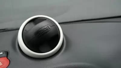 Vendo Smart Fortwo Cabrio 2017 - 11200 EUR, 73000 km - AUTO.MOTO.pt