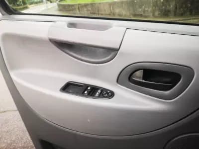 Vendo Fiat Scudo 2011 - 8999 EUR, 350000 km - AUTO.MOTO.pt