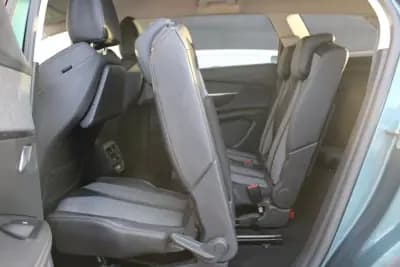 Vendo Peugeot 5008 2018 - 21990 EUR, 116000 km - AUTO.MOTO.pt