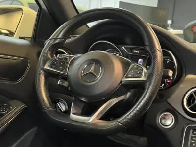 Sell Mercedes-Benz A 180 2018 - 20990 EUR, 135000 km - AUTO.MOTO.pt
