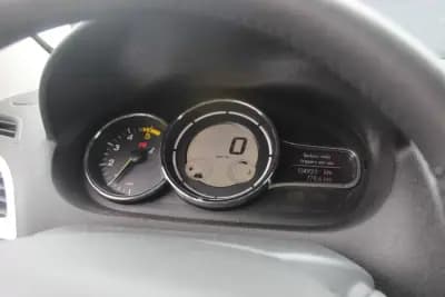 Vendo Renault Mégane 2011 - 8450 EUR, 134000 km - AUTO.MOTO.pt