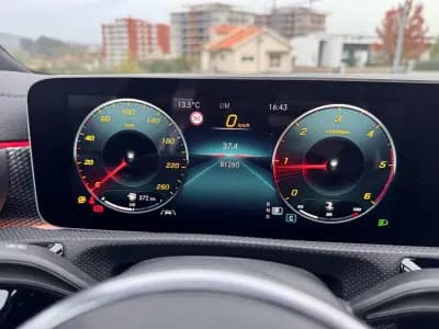 Sell Mercedes-Benz CLA 180 2019 - 26500 EUR, 80000 km - AUTO.MOTO.pt