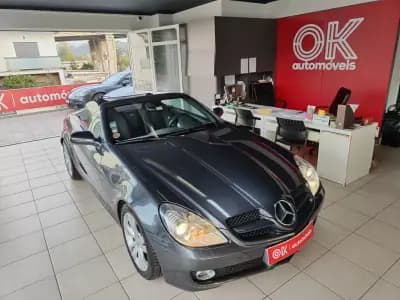 Vendo Mercedes-Benz SLK 200 2010 - 21500 EUR, 79000 km - AUTO.MOTO.pt