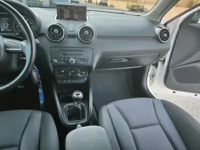 Vendo Audi A1 2010 - 9950 EUR, 236924 km - AUTO.MOTO.pt