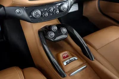 Sell Ferrari FF 2013 - 245000 EUR, 33494 km - AUTO.MOTO.pt