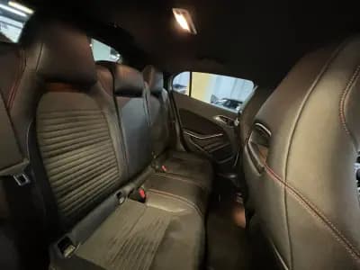 Sell Mercedes-Benz GLA 200 2015 - 21990 EUR, 120000 km - AUTO.MOTO.pt