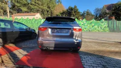 Vendo Jaguar F-Pace 2018 - 37990 EUR, 86000 km - AUTO.MOTO.pt