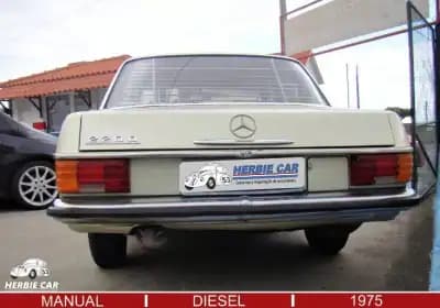 Vendo Mercedes-Benz 220 1975 - 12500 EUR, 31373 km - AUTO.MOTO.pt
