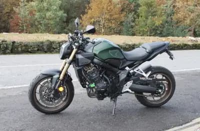 Vendo mota Honda CBR1000RR ABS 2024 - 8100 EUR, 16000 km - AUTO.MOTO.pt