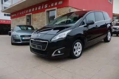 Vendo Peugeot 5008 2015 - 7450 EUR, 221000 km - AUTO.MOTO.pt