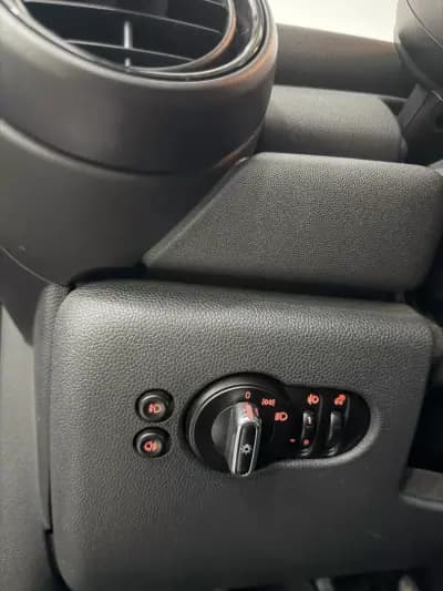 Vendo MINI 2016 - 15000 EUR, 90000 km - AUTO.MOTO.pt