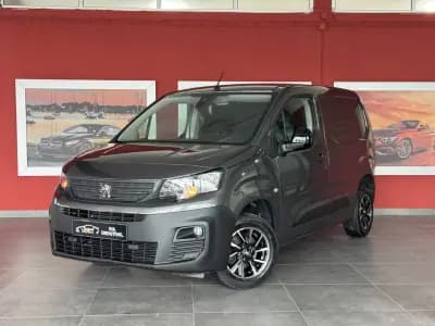 Vendo Peugeot Partner 2022 - 16990 EUR, 79102 km - AUTO.MOTO.pt