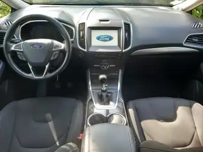 Vendo Ford S-Max 2016 - 17750 EUR, 151186 km - AUTO.MOTO.pt