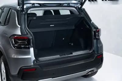 Vendo Jeep Avenger 2023 - 20950 EUR, 10000 km - AUTO.MOTO.pt