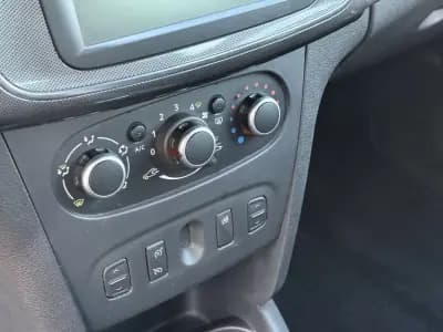 Sell Dacia Logan MCV 2019 - 9900 EUR, 114236 km - AUTO.MOTO.pt