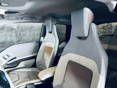 Vendo BMW i3 2022 - 31990 EUR, 7375 km - AUTO.MOTO.pt