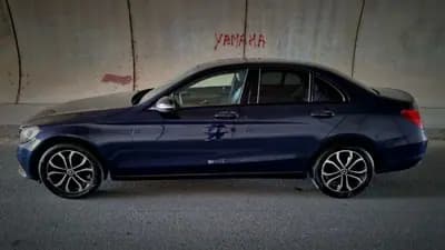 Vendo Mercedes-Benz C 220 2018 - 26800 EUR, 147000 km - AUTO.MOTO.pt